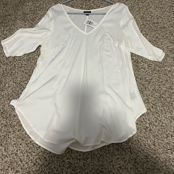 White torrid blouse - Picture 1 of 3